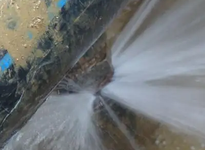 富蕴卫生间测漏水施工步骤